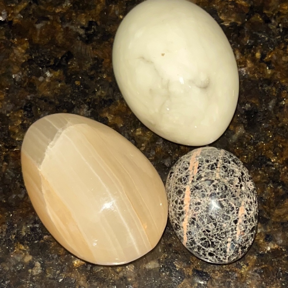 Bundle 3 stone vintage collectible eggs